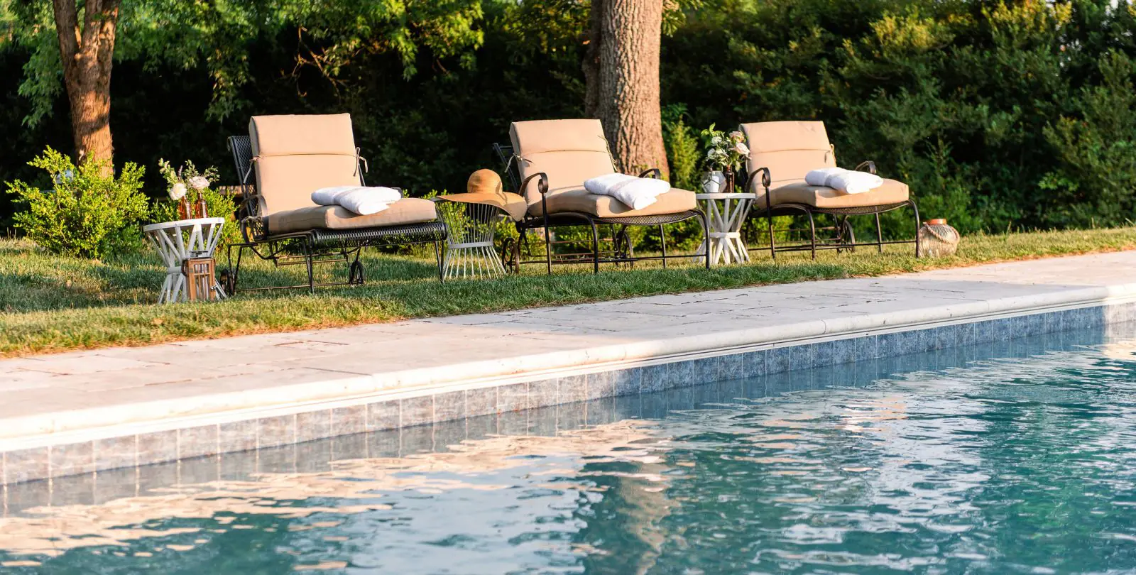 Pool with hot tub and bluestone patio