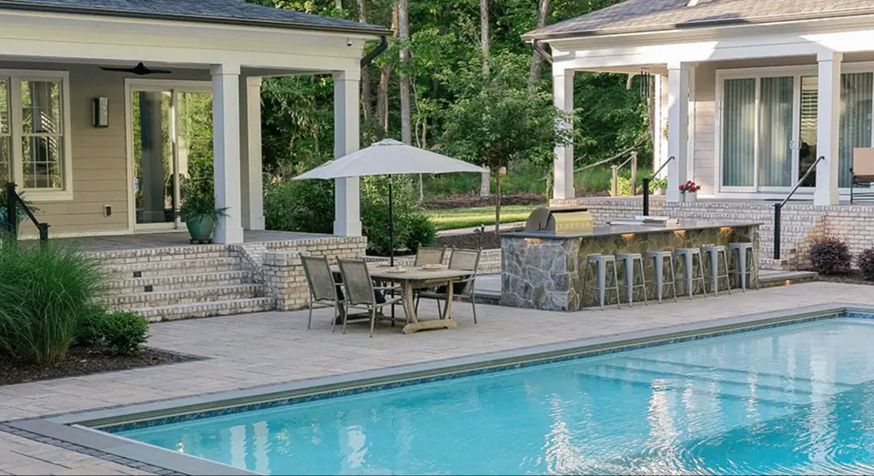 Tucked In: A Tuckahoe Pool Retreat