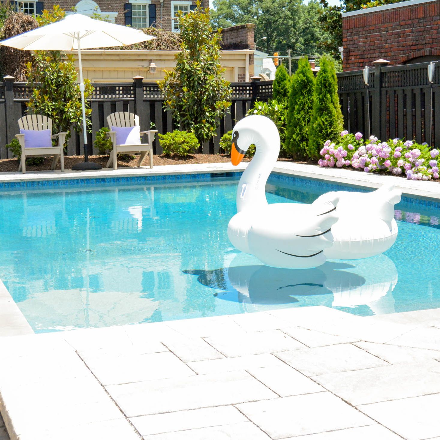 Relaxing Pool